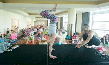 Total Transformation Yoga Teacher Training: Anatomy & Flow!