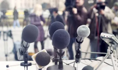 The Complete Public Speaking Course:  Become a Great Speaker